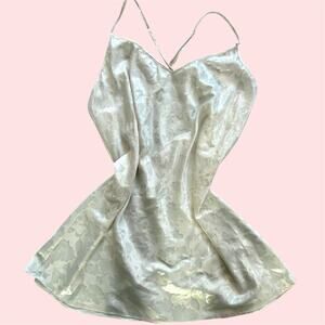 Victoria’s Secret White Satin Slip Dress Cross Back Adjustable Straps Size Large